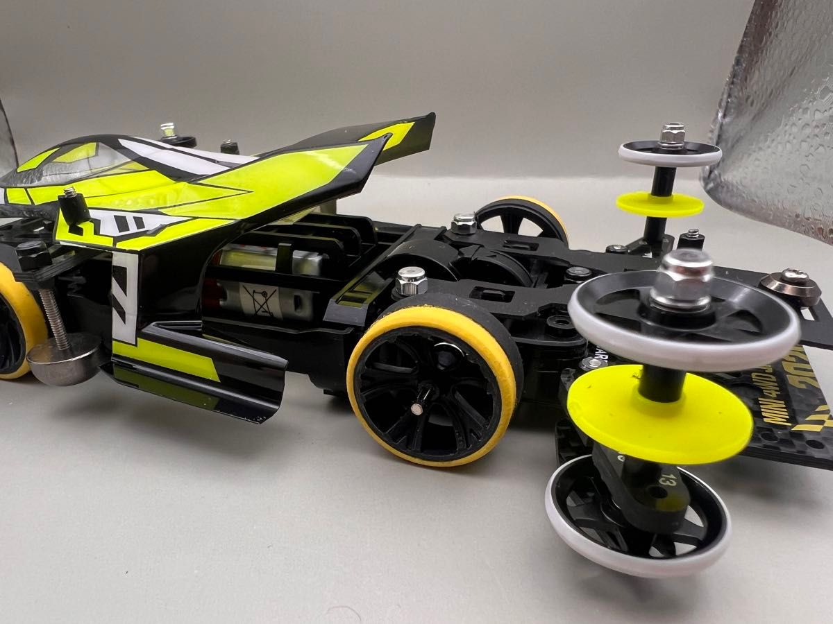 ミニ四駆 MSフレキ 完成マシン 海外優勝仕様 全CNC精密作成 機甲 ミニ四駆 MSフレキ 完成マシン 海外優勝仕様 全CNC精密作成 機甲