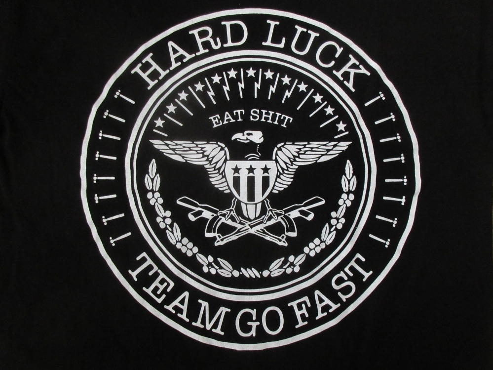 HARD LUCK エンブレム ロゴ Tシャツ S 黒 ブラック ハードラック THE DRIVEN ドリブン JASON JESSEE ジェイソン ジェシー スケートボード_エンブレムロゴ・Tシャツ