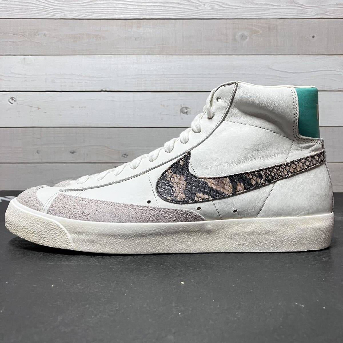 29 5cm NIKE BLAZER MID 77 PREMIUM VNTG SNAKE SKIN VINTAGE 29 5cm NIKE BLAZER MID 77 PREMIUM VNTG SNAKE SKIN VINTAGE