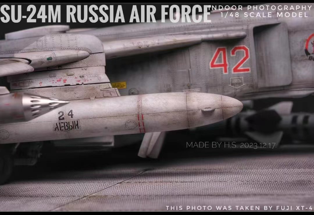 1/48 ロシア空軍 SU-24M 組立塗装済完成品 - 完成品 1/48 ロシア空軍 SU-24M 組立塗装済完成品 - 完成品