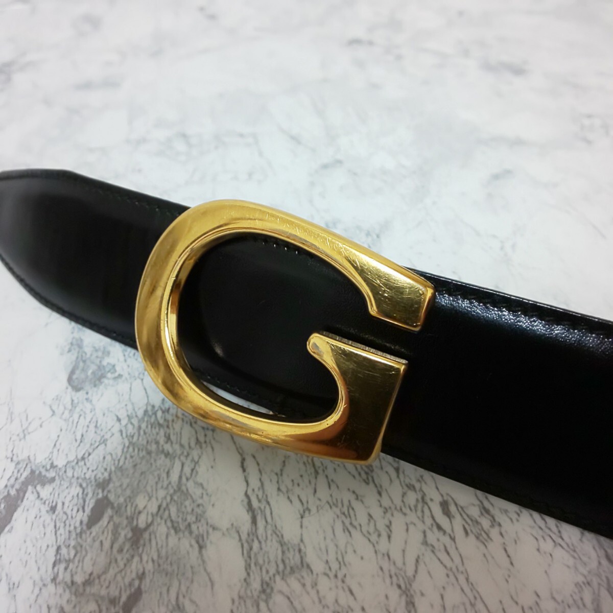 極美品】GUCCI グッチ Gロゴバックル レザーベルト ゴールド金具 極美品】GUCCI グッチ Gロゴバックル レザーベルト ゴールド金具