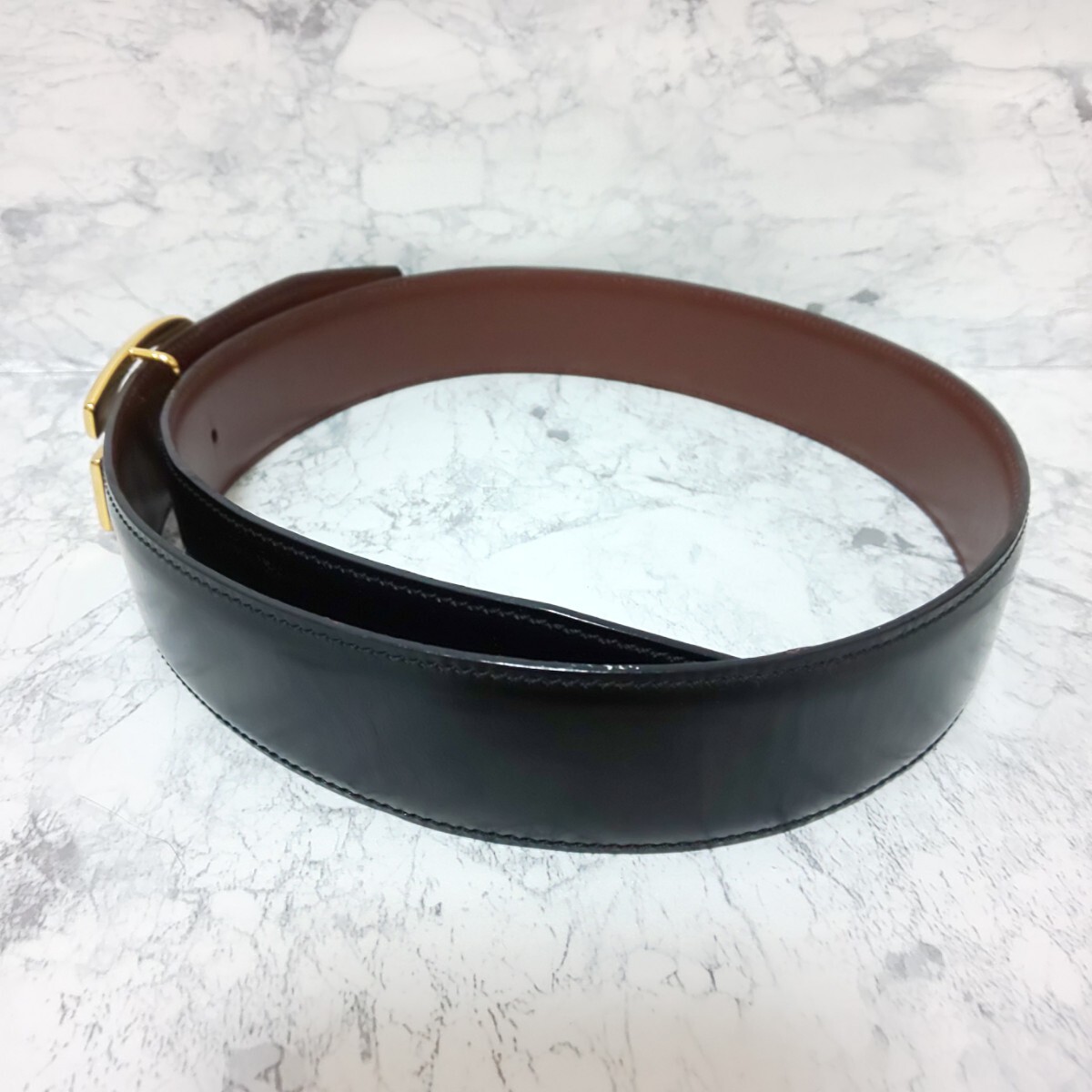 極美品】GUCCI グッチ Gロゴバックル レザーベルト ゴールド金具 極美品】GUCCI グッチ Gロゴバックル レザーベルト ゴールド金具