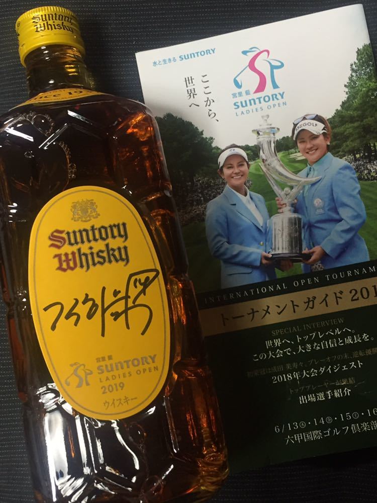 LPGA キムハヌル 直筆サイン入り 2019 宮里藍サントリーレディスオープン大会記念ウイスキーボトル_画像1