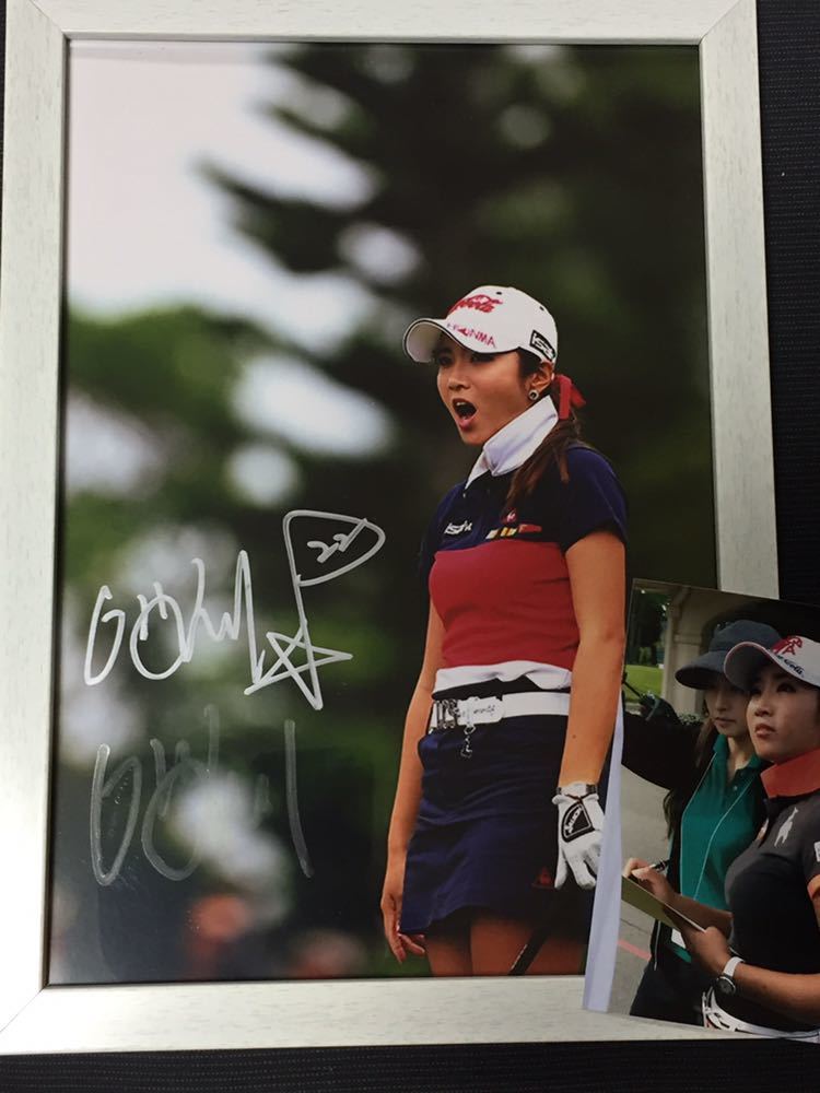 LPGA イボミ 直筆サイン A4生写真 フレーム入り(生写真付き)⑤_画像1