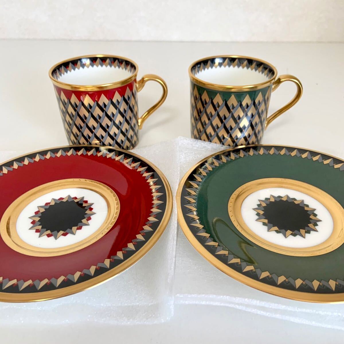 未使用 ノリタケ デミタス カップ&ソーサー 2客セット 金彩 未使用 ノリタケ デミタス カップ&ソーサー 2客セット 金彩
