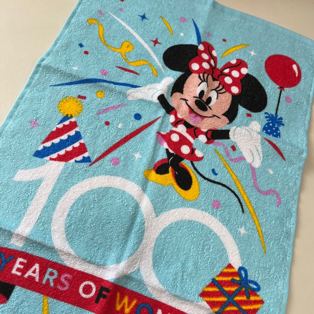 【新品】ディズニー 100周年 タオル ミッキー ミニー 第一生命 フェイスタオル