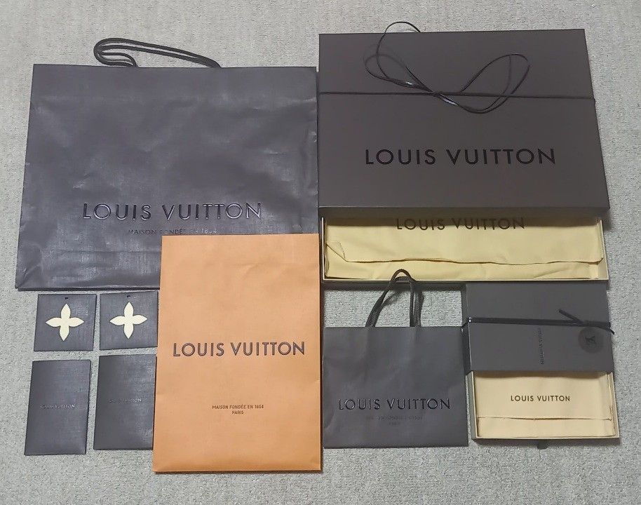 値下げ LOUIS VUITTON ルイヴィトン 大小空箱 布付き&ショップ 値下げ LOUIS VUITTON ルイヴィトン 大小空箱 布付き&ショップ