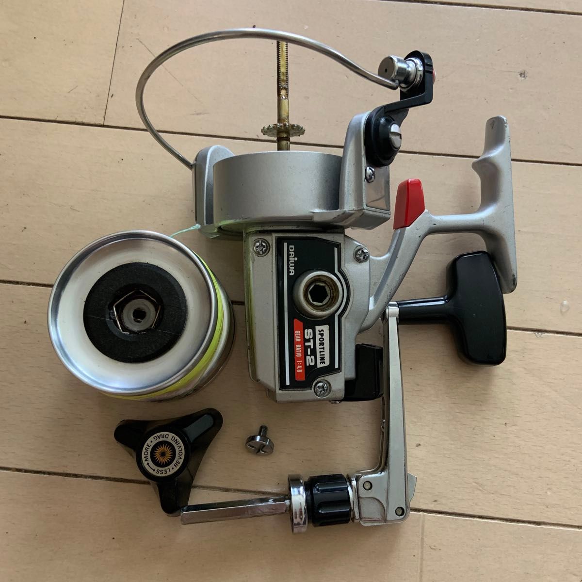 Daiwa Sportline ST-2、ST-4 リール 2点セット(Yahoo Daiwa Sportline ST-2、ST-4 リール 2点セット(Yahoo