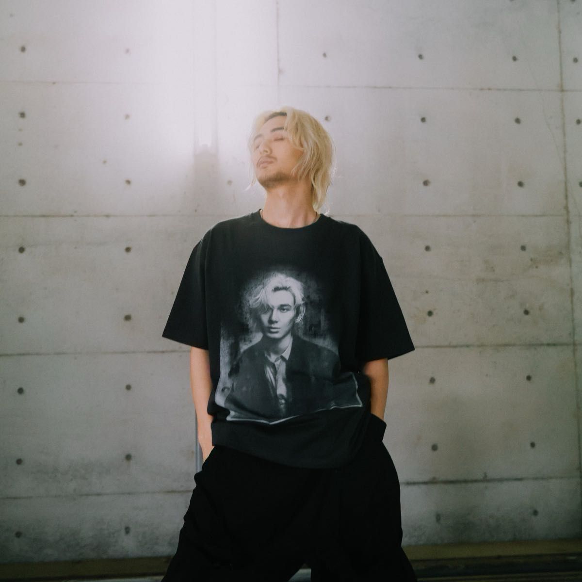 FUJII KAZE 藤井風アメリカツアー ライブ Tシャツ BLACK FUJII KAZE 藤井風アメリカツアー ライブ Tシャツ BLACK