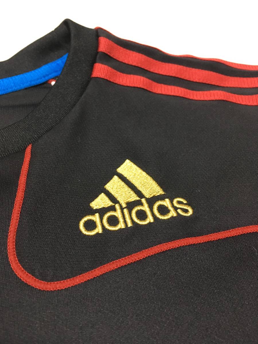 アディダス 半袖ドライＴシャツ adidas スリーライン 三本ライン　　　スポーツウェア キッズ150◯618　石_画像4