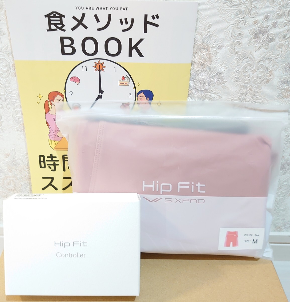 新品☆定価39,600円 M☆公式限定 SIXPAD Hip Fit(シックスパッド ヒップフィット)+専用コントローラー MTG EMS ヒップトレーニング 美尻 新品☆定価39,600円 M☆公式限定 SIXPAD Hip Fit(シックスパッド ヒップフィット)+専用コントローラー MTG EMS ヒップトレーニング 美尻