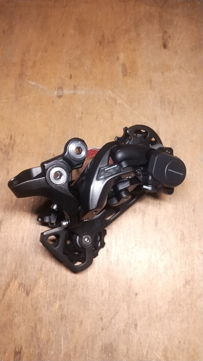 SHIMANO DEORE-XT シマノ デオーレXT リアディレイラーRD-M8000 未使用