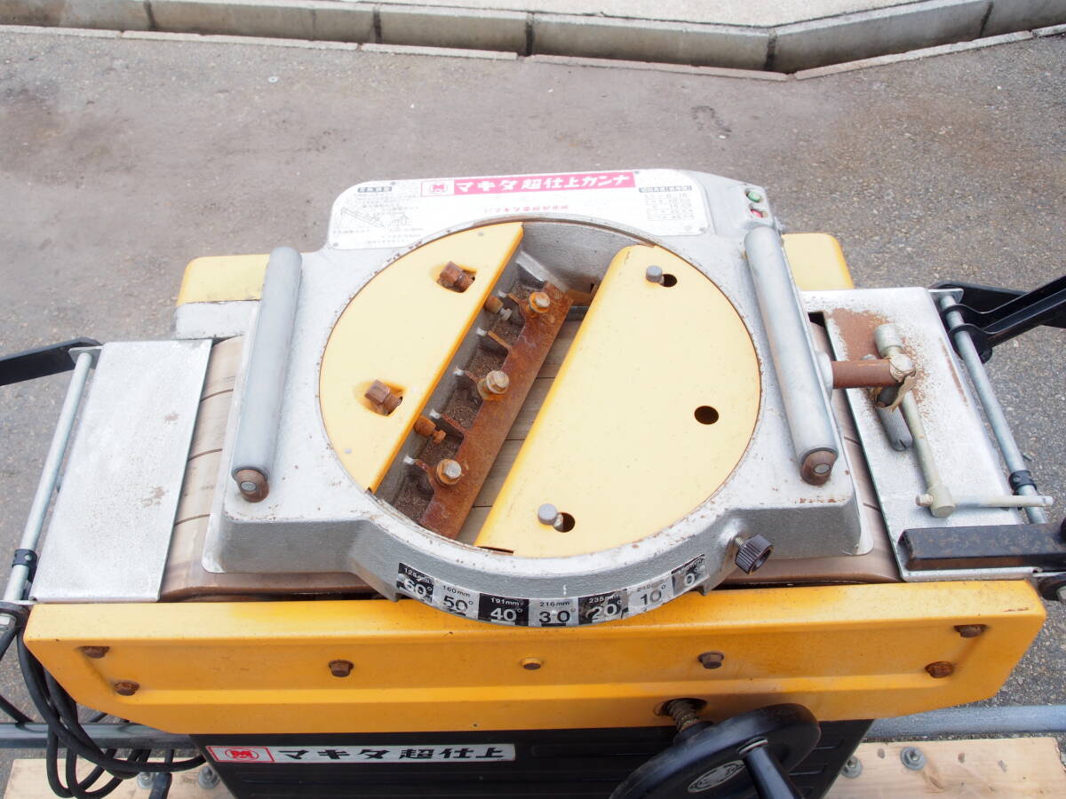 ☆【3W0604-3】 makita マキタ 超仕上カンナ LP2501 100V かんな ☆【3W0604-3】 makita マキタ 超仕上カンナ LP2501 100V かんな