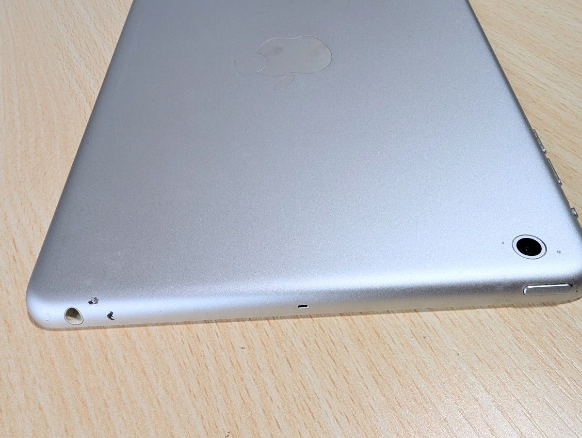 Apple iPad mini 第1世代 初代 シルバー MD531J/A アイパッド Apple iPad mini 第1世代 初代 シルバー MD531J/A アイパッド