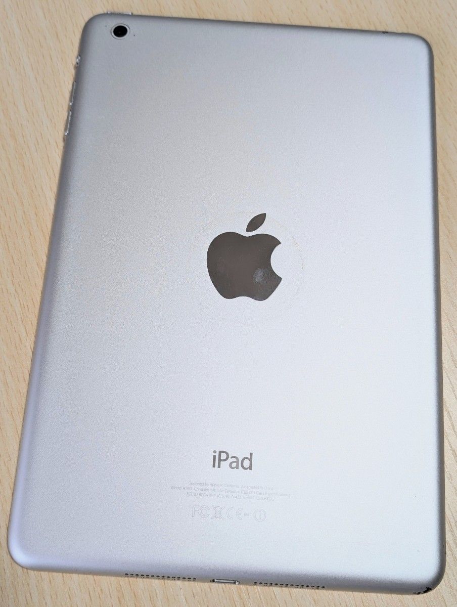 Apple iPad mini 第1世代 初代 シルバー MD531J/A アイパッド Apple iPad mini 第1世代 初代 シルバー MD531J/A アイパッド