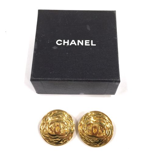 シャネル 93A イヤリング 両耳 ラウンド ココマーク ゴールドカラー アクセサリー ブランド小物 保存箱付き CHANEL
