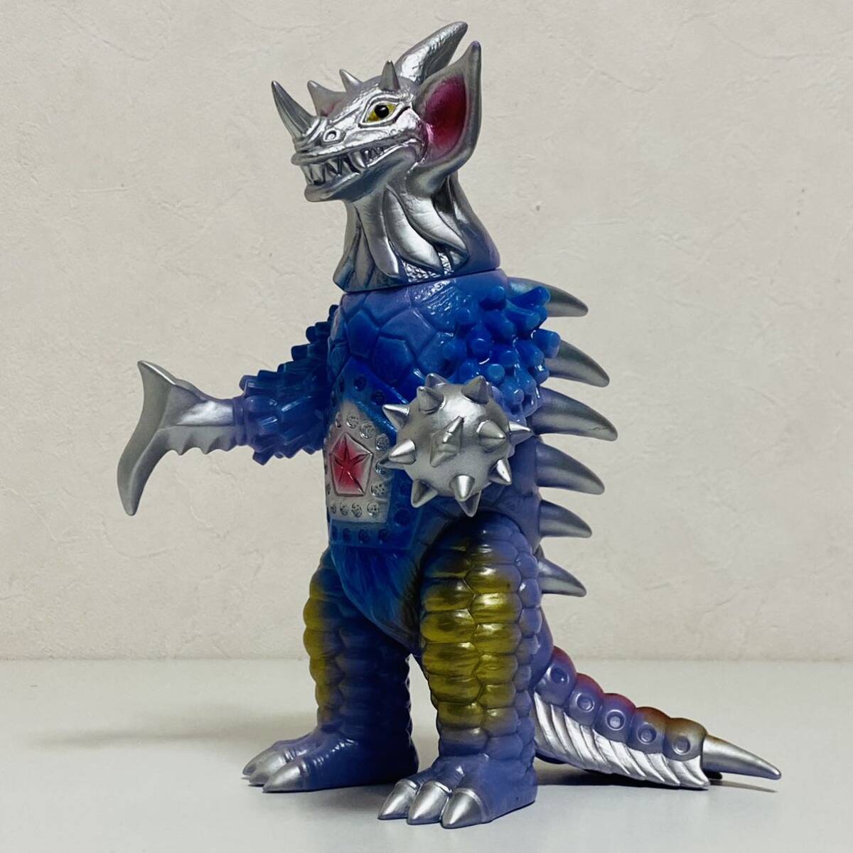 【楽ギフ_のし宛書】 中古品】やまなや 円谷コミュニケーションズ 怪獣郷 ソフビ その他