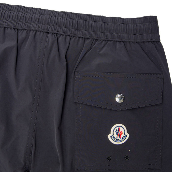 23 MONCLER 2C00013 53791ネイビー 海パン size M - Mサイズ 23 MONCLER 2C00013 53791ネイビー 海パン size M - Mサイズ