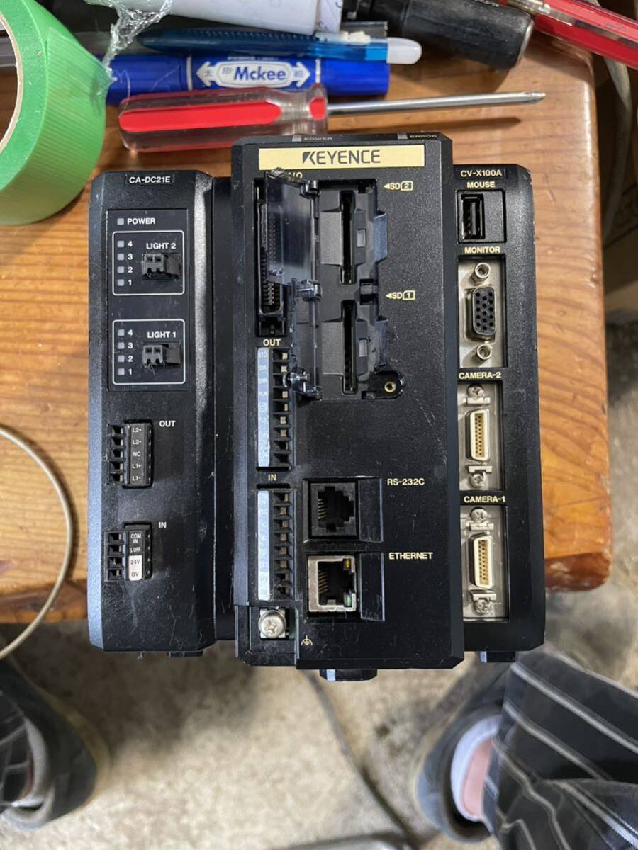 KEYENCE CV-X100E CA-DC21E 画像センサコントローラ(I95。CV KEYENCE CV-X100E CA-DC21E 画像センサコントローラ(I95。CV