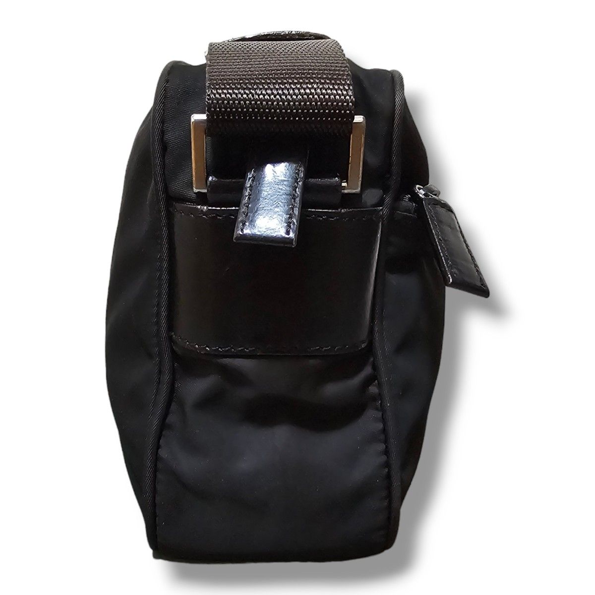 PRADA プラダ ショルダーバッグ テスートナイロン レザー 三角 PRADA プラダ ショルダーバッグ テスートナイロン レザー 三角