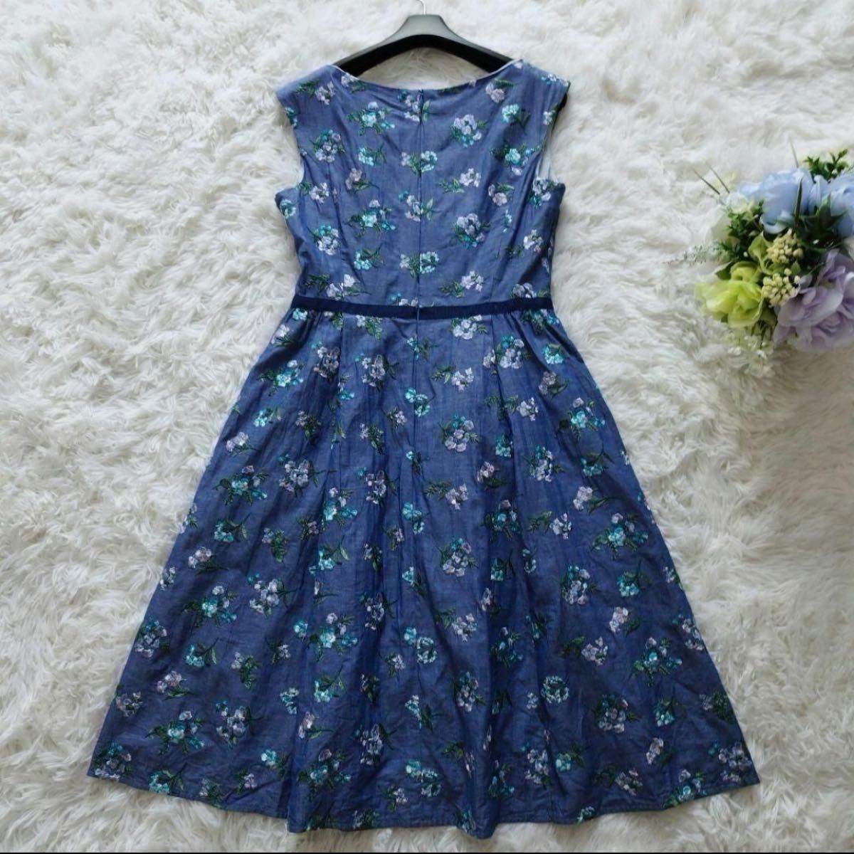 美品 トッカ ワンピース ドレス 花柄刺繍 コットンリネン 2 M 美品 トッカ ワンピース ドレス 花柄刺繍 コットンリネン 2 M