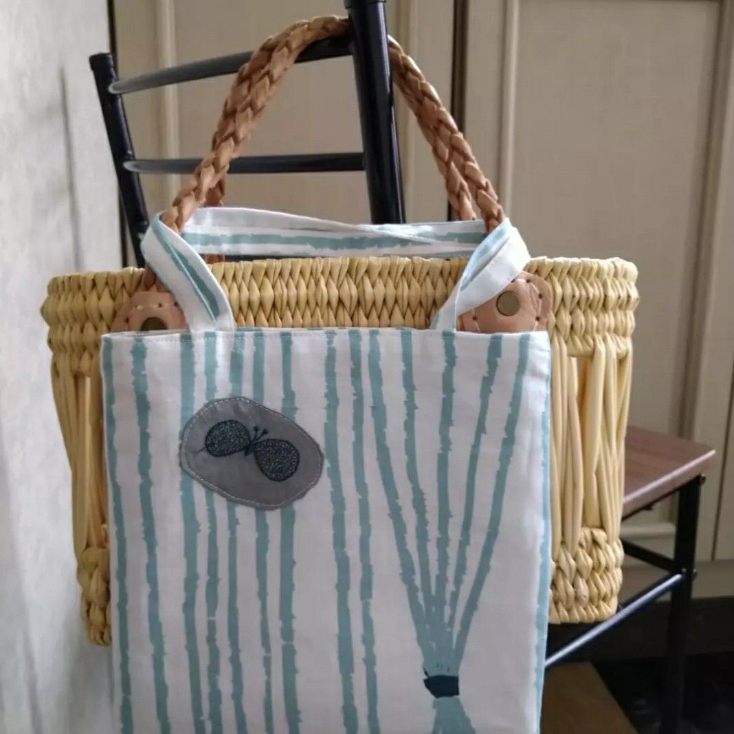 ハンドメイドちょこっとバッグ minaperhonen taba ホワイト+ ハンドメイドちょこっとバッグ minaperhonen taba ホワイト+