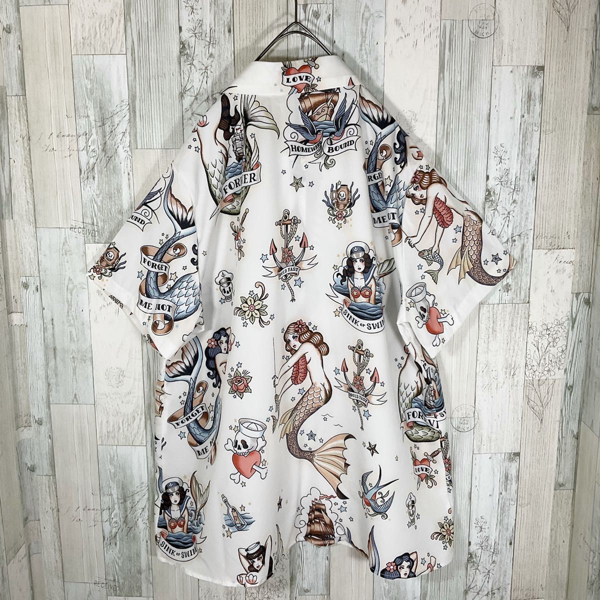 柄シャツ レディース 半袖 L 白 未使用 古着 総柄 パターン柄 柄シャツ レディース 半袖 L 白 未使用 古着 総柄 パターン柄