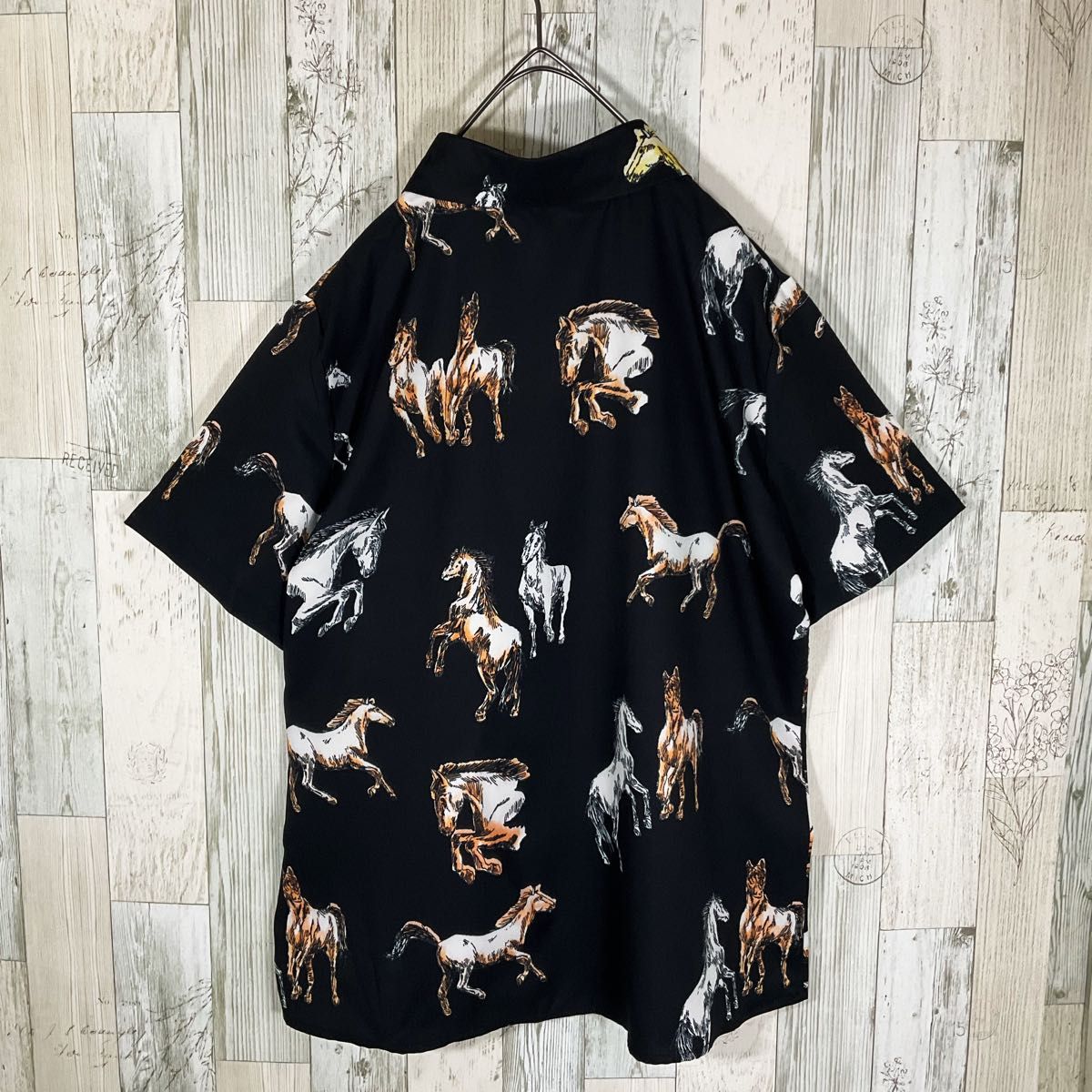 柄シャツ レディース 半袖 M 黒 未使用 古着 総柄 馬柄 パターン 柄シャツ レディース 半袖 M 黒 未使用 古着 総柄 馬柄 パターン