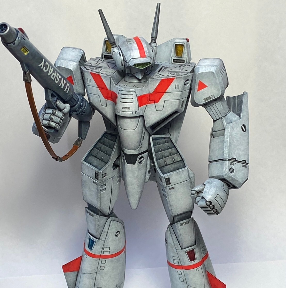送料無料キャンペーン Yahoo!オークション - PLAMAX 1/72 VF-1J バトロイドバルキリー マクロス