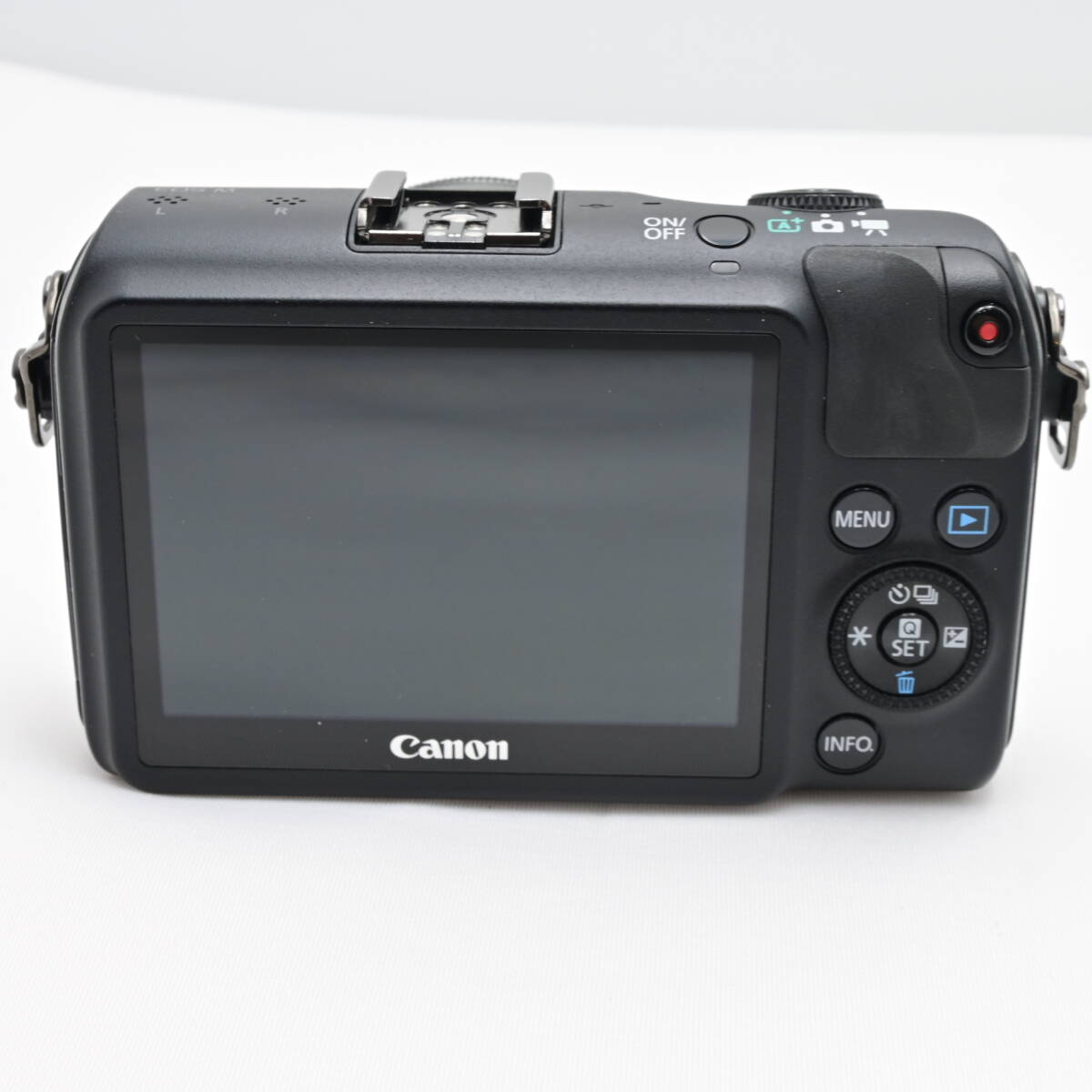 AB (良品) Canon キヤノン EOS M3 ボディ ブラック 注意書きあり AB (良品) Canon キヤノン EOS M3 ボディ ブラック 注意書きあり