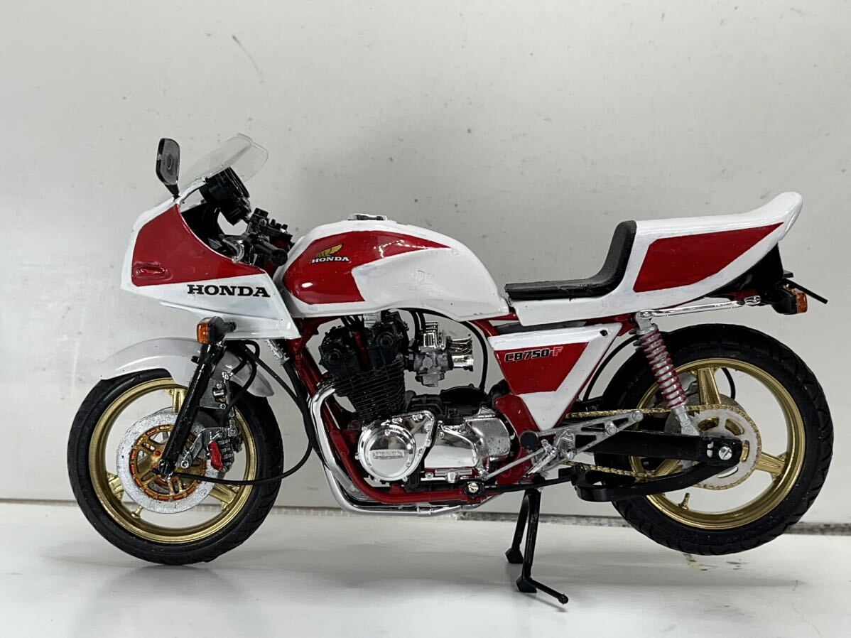 1/12プラモデル タミヤCB750F 1100R仕様 フル 1/12プラモデル タミヤCB750F 1100R仕様 フル