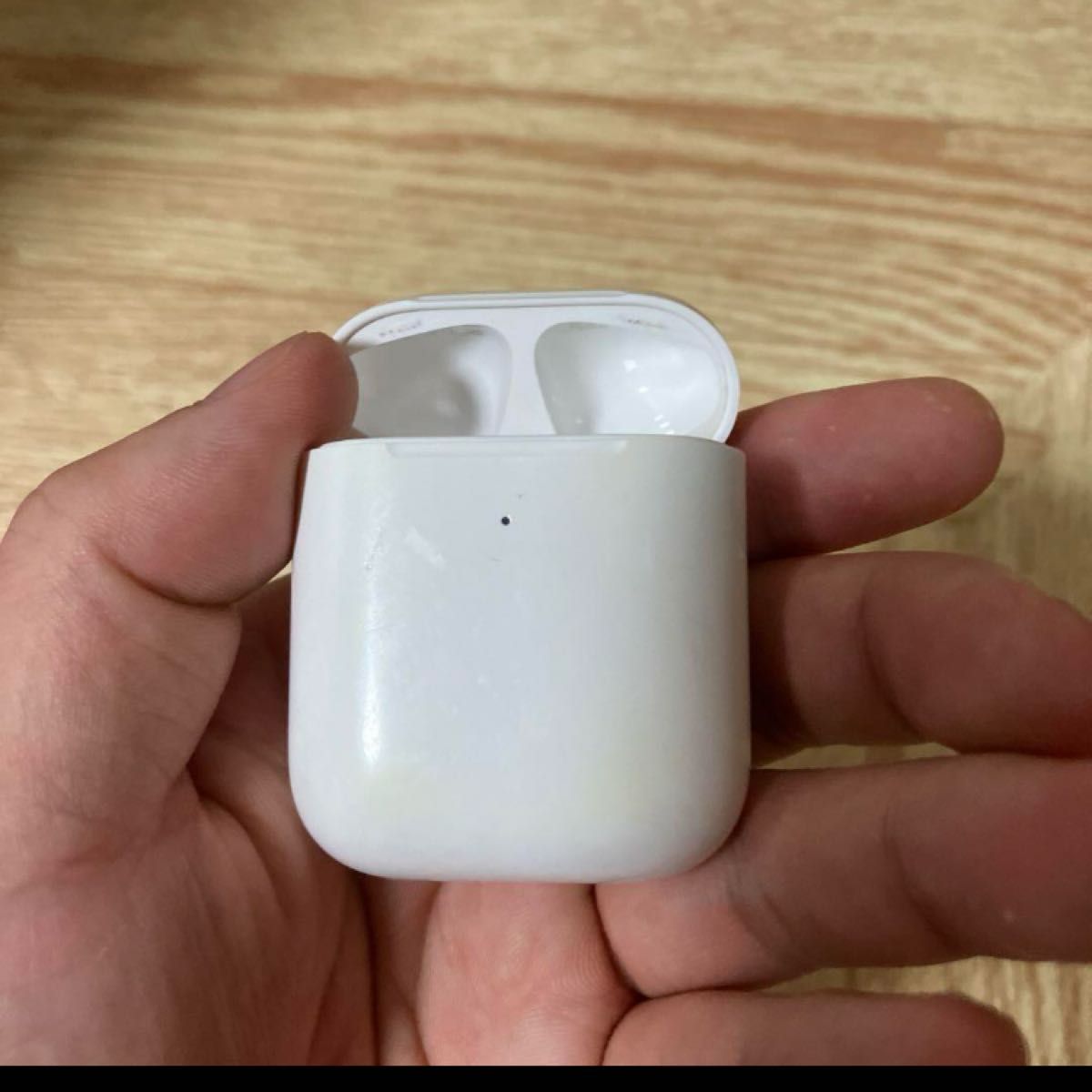 Apple純正ワイヤレスイヤホン AirPods with Wireless Bluetooth Apple純正ワイヤレスイヤホン AirPods with Wireless Bluetooth
