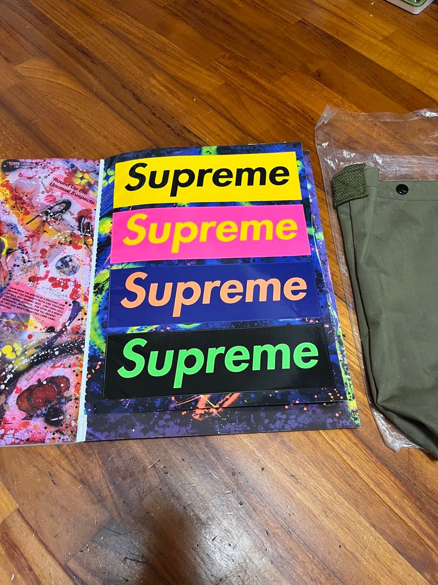 supreme ムック本VOL 6 2010ステッカーと付録あり 全てあります supreme ムック本VOL 6 2010ステッカーと付録あり 全てあります