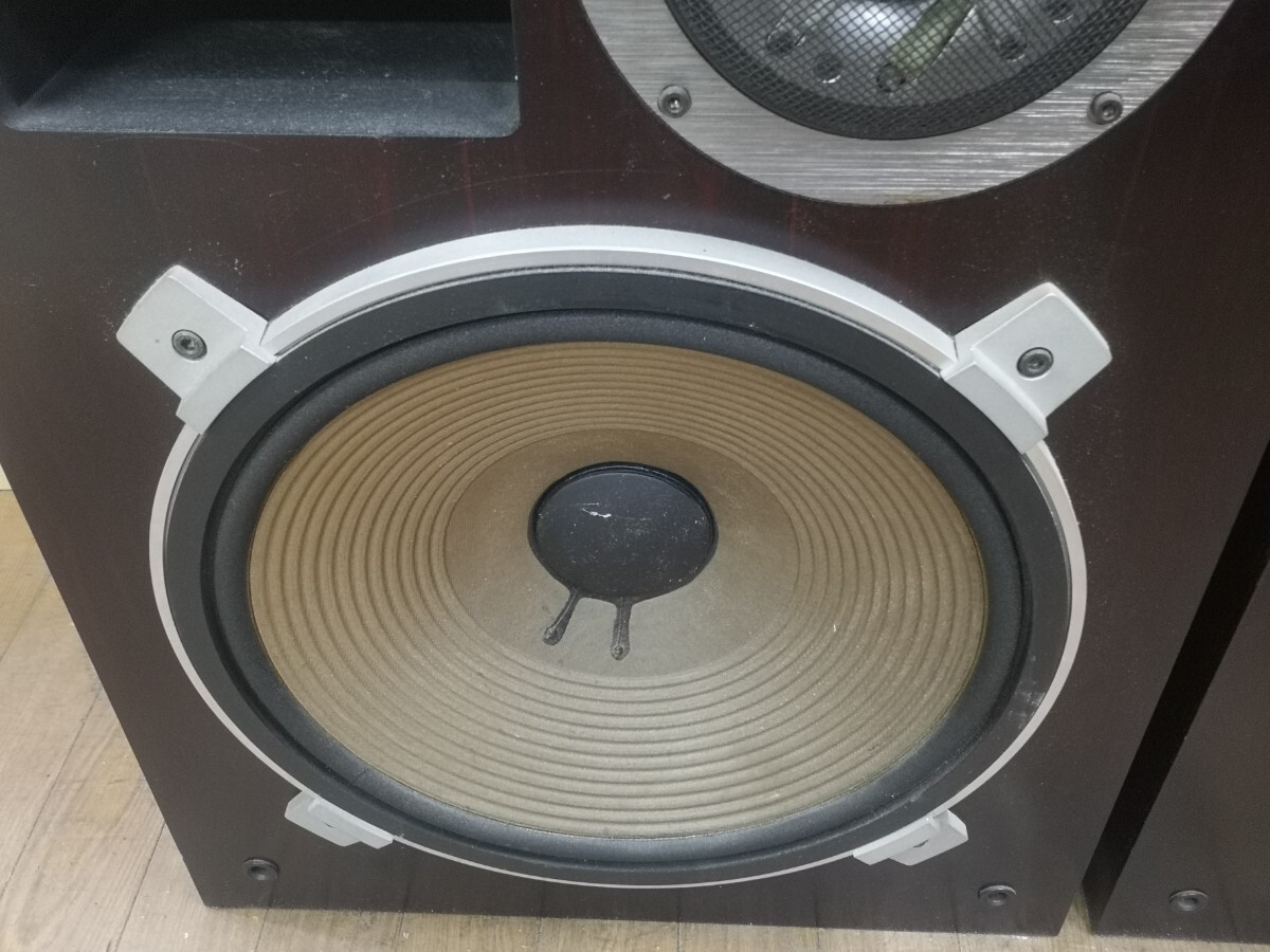 PIONEER S-955 speaker pair Junk all unit sound out is could do 1011