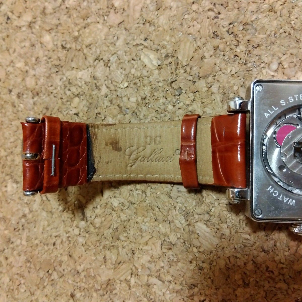Gallucci ガルーチ 裏スケルトン ジャンピングアワー 稼働品 Gallucci ガルーチ 裏スケルトン ジャンピングアワー 稼働品