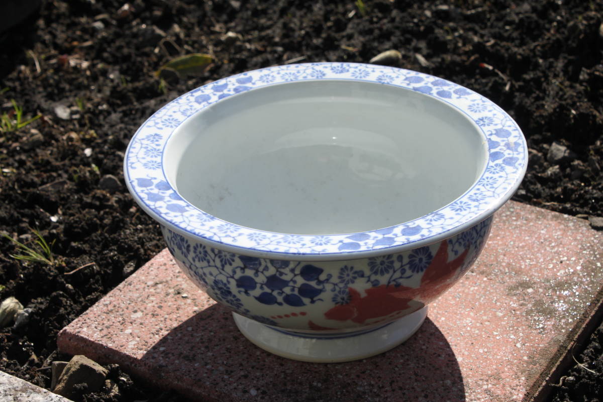 ☆新品！！ 火鉢 金魚鉢 メダカ鉢 陶器製 鉢 和風 飾り 置物