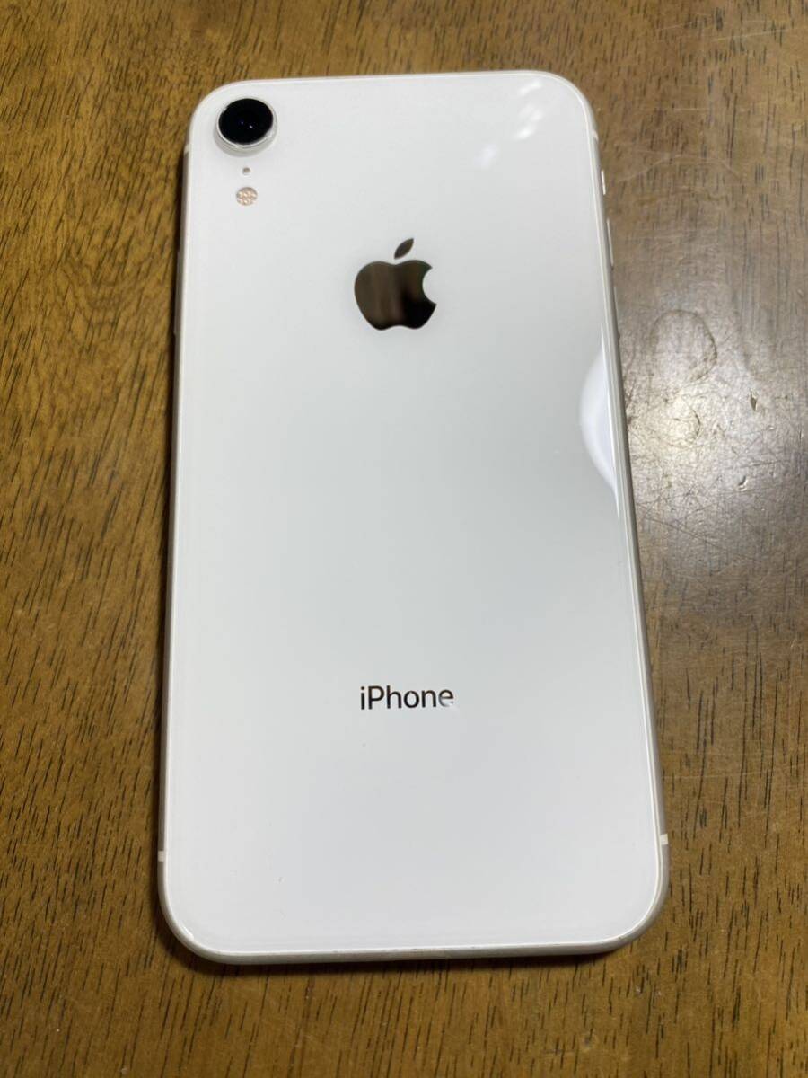 送料無料 docomo Apple iPhone XR 64GB ホワイト 中古 本体 白 送料無料 docomo Apple iPhone XR 64GB ホワイト 中古 本体 白