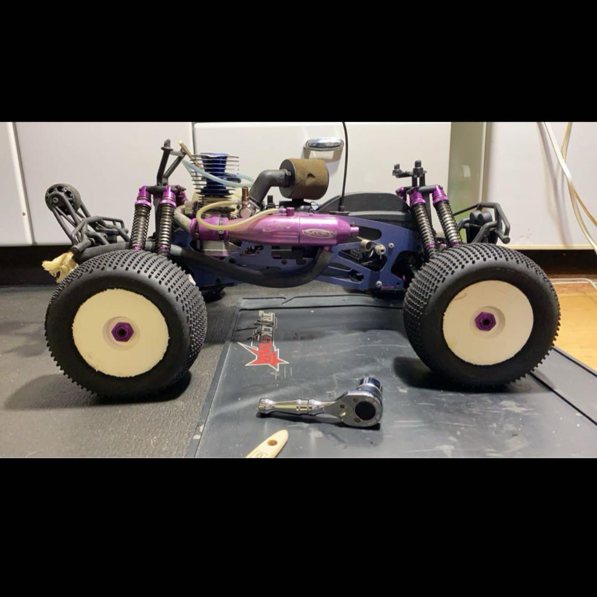 HPI サベージ OS30VG 改造多数 ロトスターター付き 現状渡し HPI サベージ OS30VG 改造多数 ロトスターター付き 現状渡し