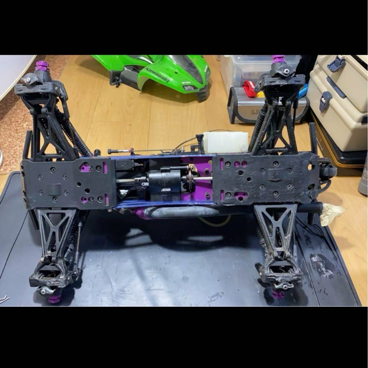 HPI サベージ OS30VG 改造多数 ロトスターター付き 現状渡し HPI サベージ OS30VG 改造多数 ロトスターター付き 現状渡し