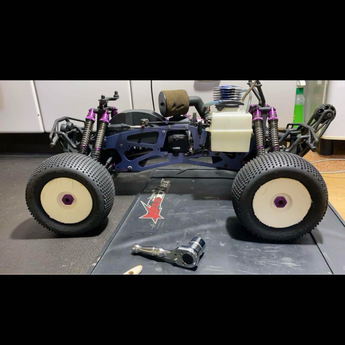 HPI サベージ OS30VG 改造多数 ロトスターター付き 現状渡し HPI サベージ OS30VG 改造多数 ロトスターター付き 現状渡し