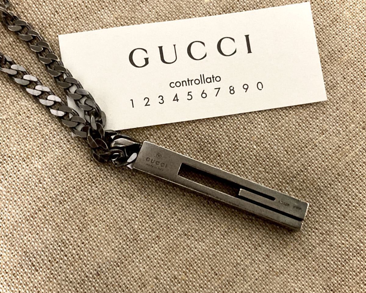 GUCCI/グッチ ラージ ブラックコーティング カットアウト/G GUCCI/グッチ ラージ ブラックコーティング カットアウト/G