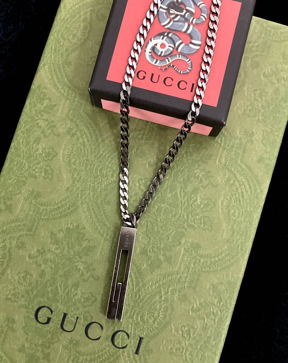 GUCCI/グッチ ラージ ブラックコーティング カットアウト/G GUCCI/グッチ ラージ ブラックコーティング カットアウト/G