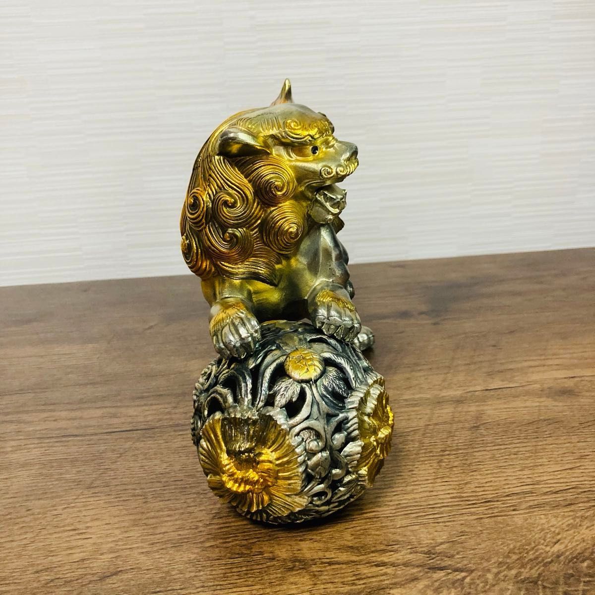 金属製 玉獅子 獅子 置物 インテリア 縁起物 玉乗り 金属工芸 金属製 玉獅子 獅子 置物 インテリア 縁起物 玉乗り 金属工芸