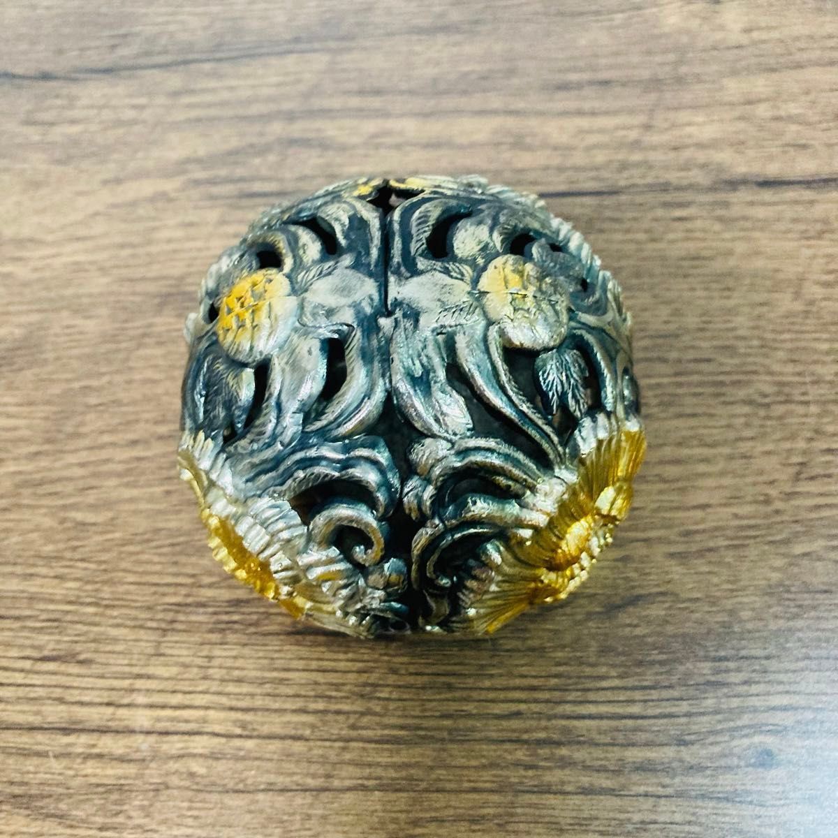 金属製 玉獅子 獅子 置物 インテリア 縁起物 玉乗り 金属工芸 金属製 玉獅子 獅子 置物 インテリア 縁起物 玉乗り 金属工芸