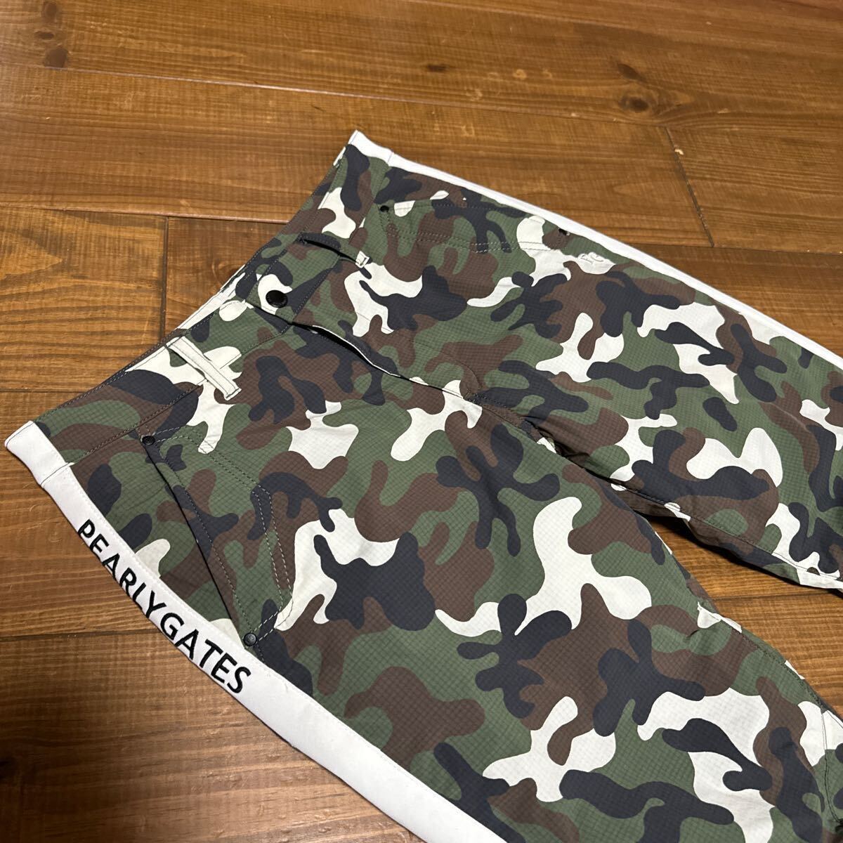 美品 パーリーゲイツ 中綿入り ロングパンツ 4 ストレッチ 迷彩 美品 パーリーゲイツ 中綿入り ロングパンツ 4 ストレッチ 迷彩