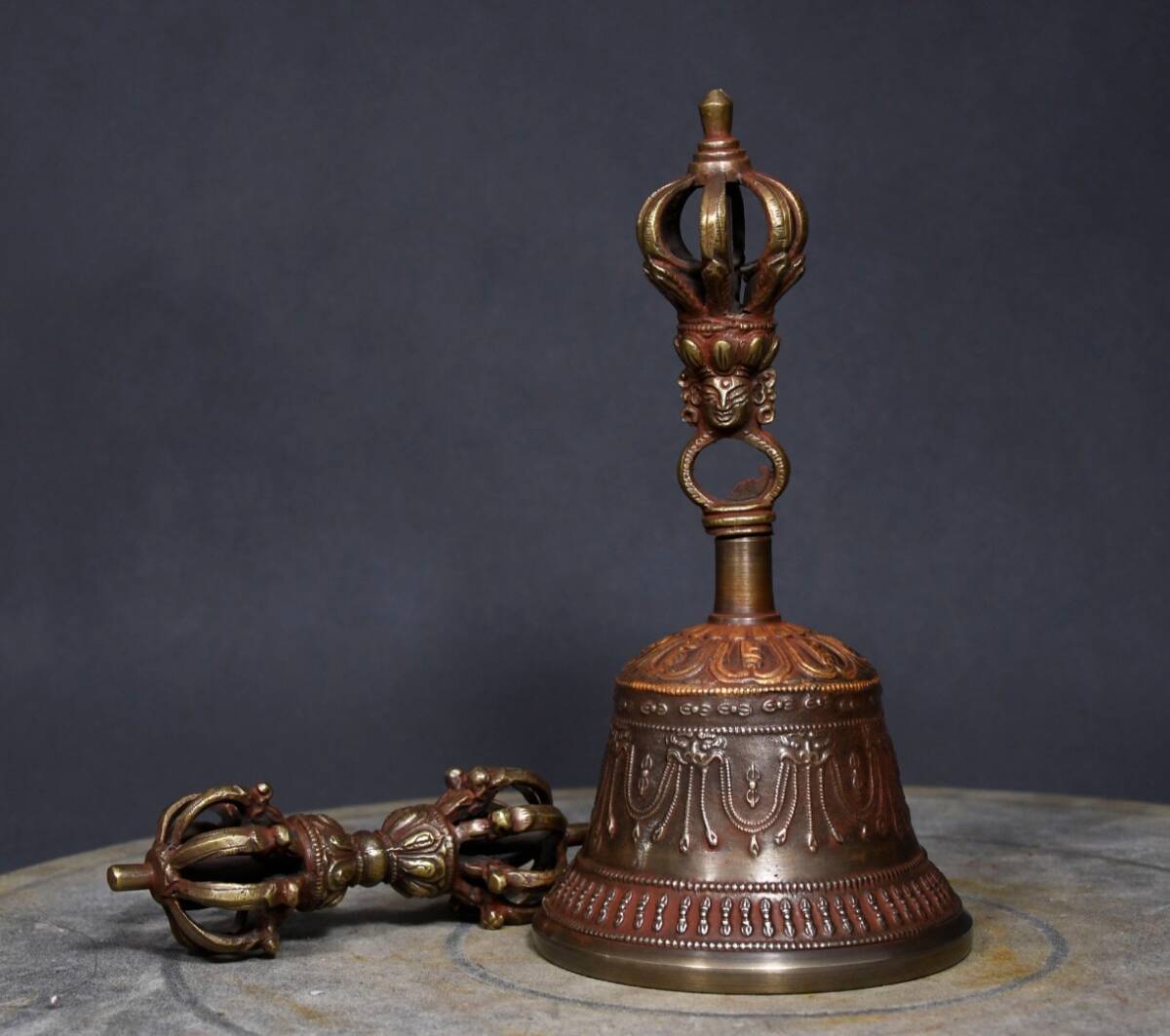 銅器 仏教 金剛杵 古美術 コレクション品 銅製 工芸品 彫刻装飾品置物 銅器 仏教 金剛杵 古美術 コレクション品 銅製 工芸品 彫刻装飾