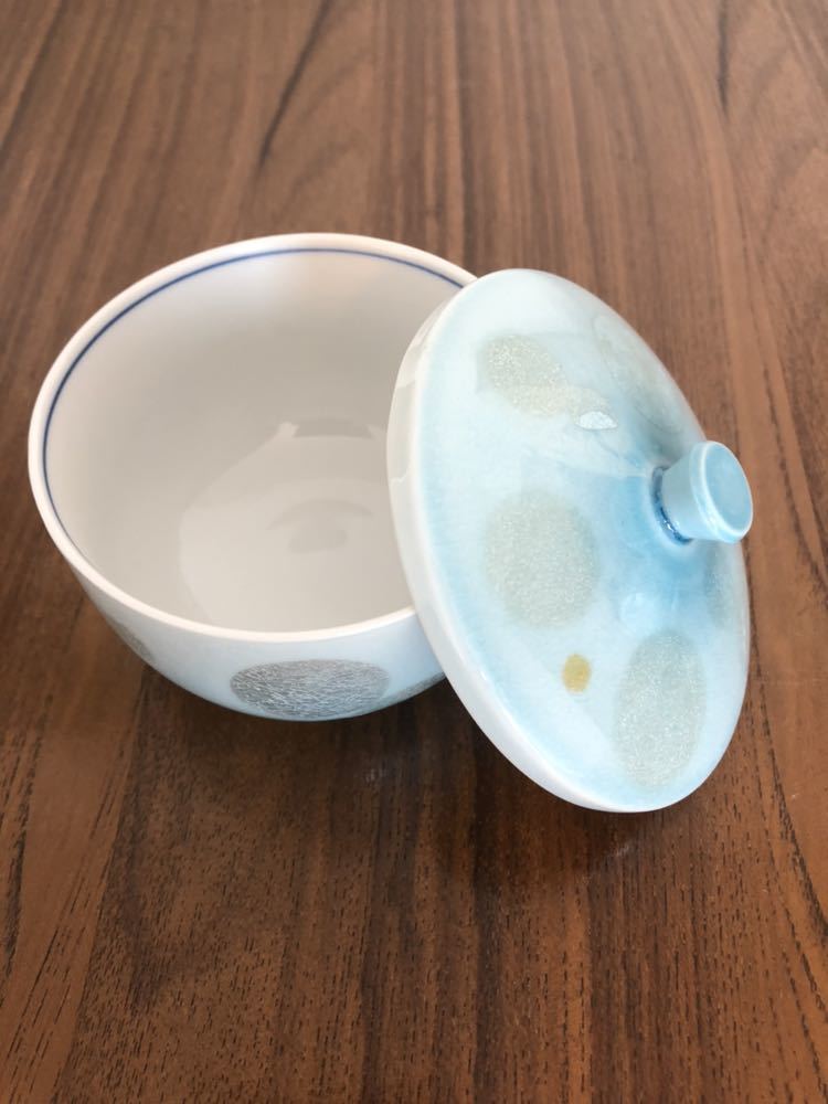 Yahoo!オークション - 【新品・極小品】九谷焼 九谷宗秀作 銀彩 Yahoo!オークション - 【新品・極小品】九谷焼 九谷宗秀作 銀彩
