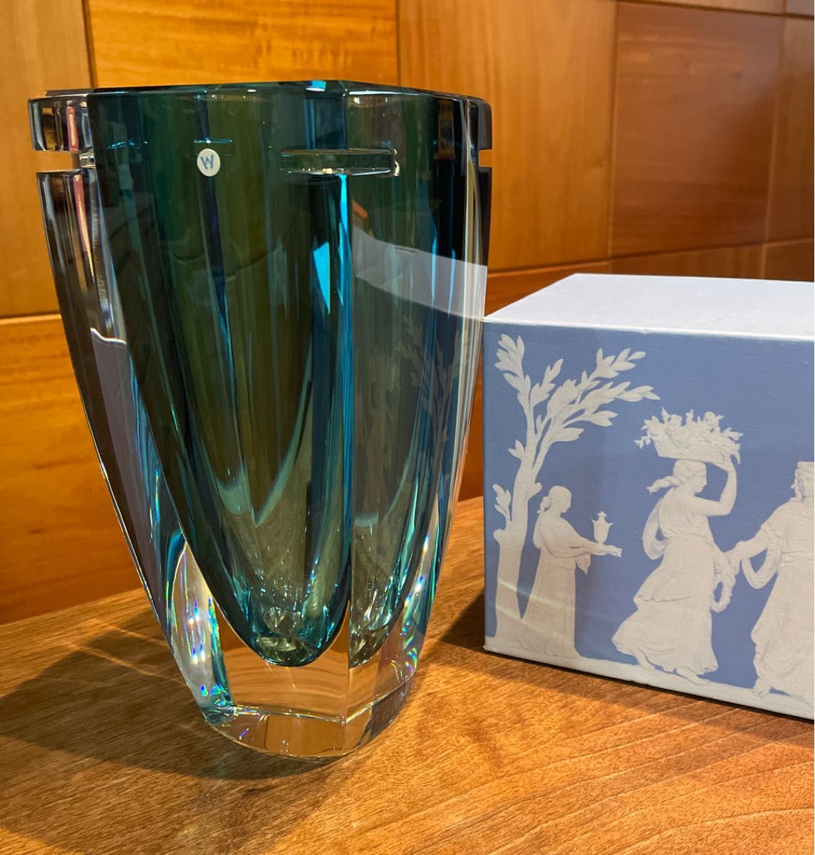 未使用】ウェッジウッド WEDGWOOD 花瓶 クリスタルガラス 未使用】ウェッジウッド WEDGWOOD 花瓶 クリスタルガラス