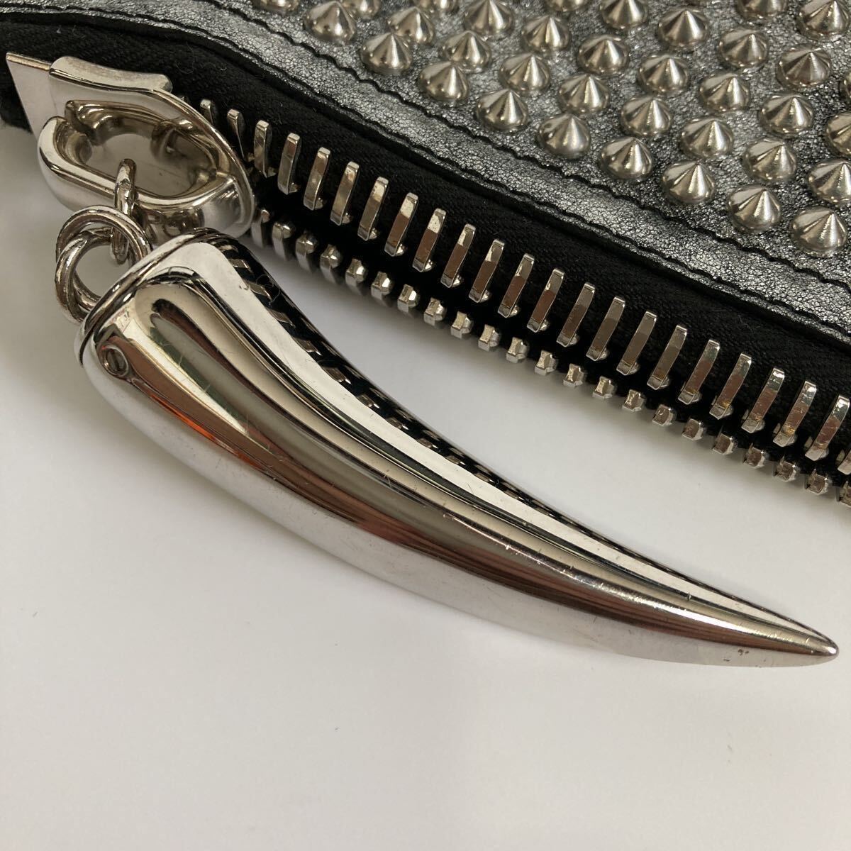 Giuseppe Zanotti ジュゼッペザノッティ 美品 クラッチバッグ Giuseppe Zanotti ジュゼッペザノッティ 美品 クラッチバッグ