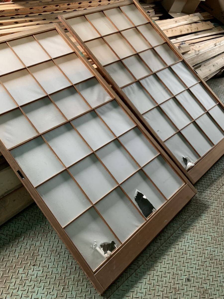 No.18 木製サッシ 2枚セット 横92cm、高さ177cm、厚さ3cm 引き取り限定 中古 DIY 小屋 アンティーク